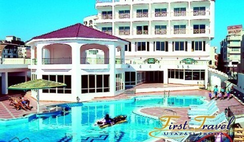 Minamark Beach Resort 00.jpg