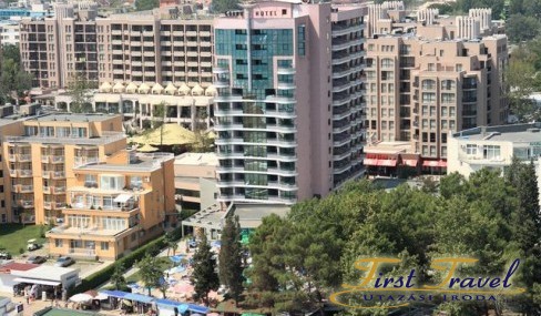 GrandHotel01.jpg
