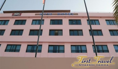 Mina Hotel 01.jpg