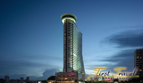 Millennium Hilton Bangkok 01.jpg