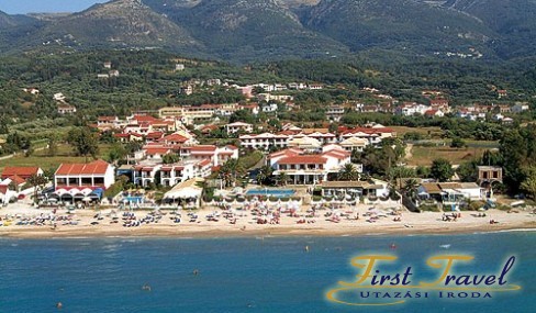 AcharaviBeach00.jpg