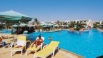 Hilton Sharm Dreams Resort 02-medence6.jpg