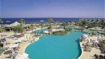 Hilton Waterfalls 02-medence2