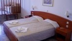 Hotel Mediterranea 04-szoba2