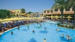 Mitsis Rodos Maris 02-medence