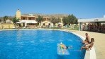 Costa Lindia Beach 02-medence