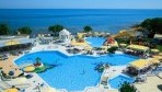Mitsis Serita Beach 02-medence
