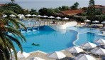 Mitsis Hotel Roda Beach 02-medence