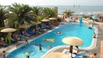 Roda Garden Village 02-medence