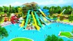 Long Beach Resort 02-medence2