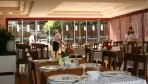 May Garden Club Hotel 05-étterem