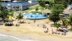 Breezes Runaway Bay 01.jpg