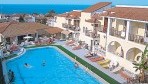 Hotel Commodore 02-medence2