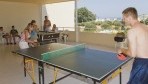Memphis Beach Hotel 08-pingpong