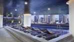 Sofitel Bangkok Silom 02-medence.jpg