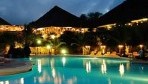 Leopard Beach Hotel 02-medence1