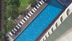Radisson Hotel Bangkok Sathorn 02-medence.jpg