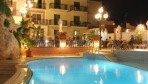 Pergola Hotel 01-külső.jpg