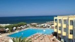 AphroditiBeach00-medencevel2.jpg