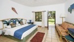 Neptune Village Beach Resort 03-szoba2.jpg