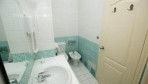 Days Inn 04-szoba5fürdő3.jpg