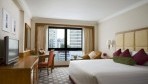 Amari Boulevard Bangkok 04-szoba2deluxe.jpg