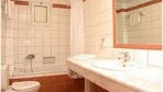 HotelMagda04-szoba4fürdő.jpg