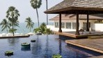 Pullmann Pattaya Aiswan 02-medence