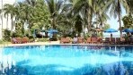 Cholcan Pattaya Resort 02-medence2