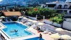 HotelDimitra04-medence.jpg