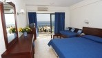 ArmindaHotel04-szoba.jpg