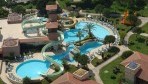 GloriaGolf05-medence