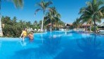 SolSirenasCoralBeach02-medence2.jpg
