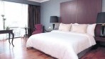 Sofitel Bangkok Silom 03-szoba.jpg