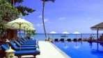The Island Resort 02-medence.jpg
