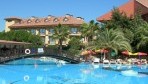 AlbaResort06-medence2