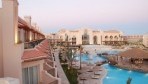 LTIPyramisaBeach02-medence2.jpg