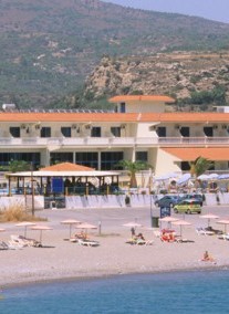 Kamari Beach Hotel ***