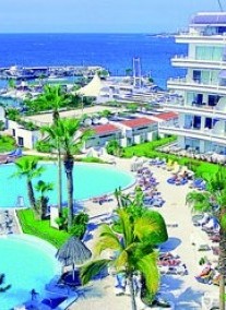 Hovima Atlantis ****
