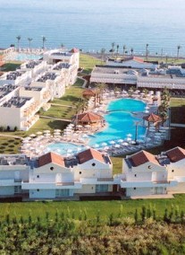 Zorbas Beach **** 
