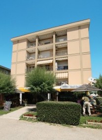 Ambassador apartman