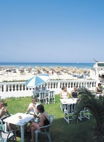Royal Beach ***