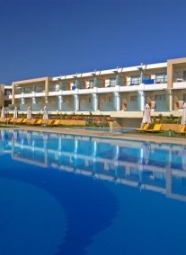 Minoa Palace *****