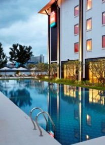 Ibis Riverside ***