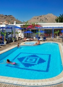 Kolymbia Bay Art ****