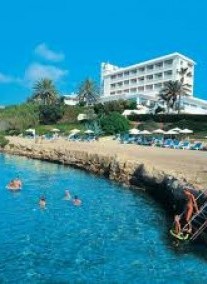 Cynthiana Beach Hotel ***