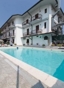 International Hotel ***
