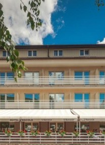 Macola Hotel ***