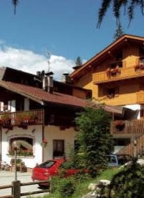 Hotel Camoscio***
