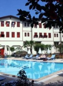 Idyros Hotel ***